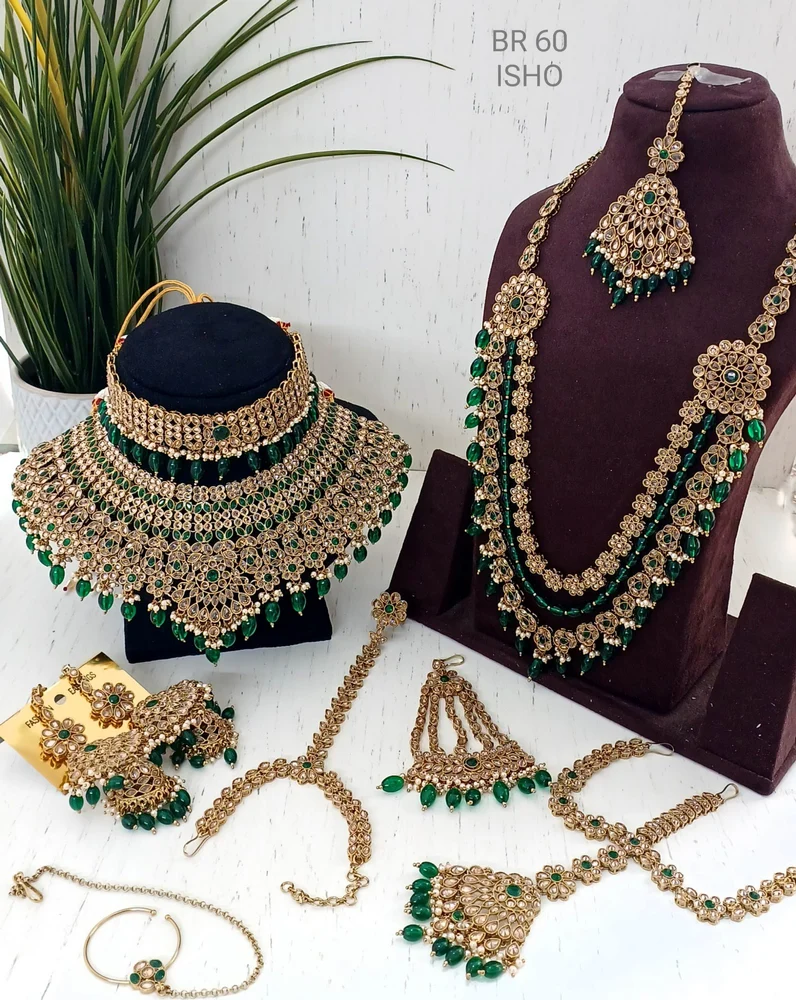 bridal wedding complete necklace set Bridal wedding complete necklace set in gold and diamonds by Avara Jewels – best jewellery brand in India