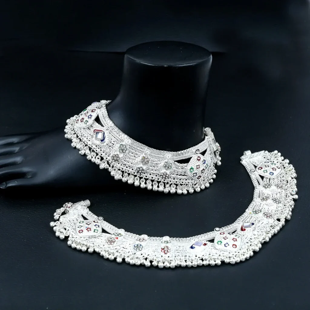Avara Jewels luxury anklets collection – handcrafted silver anklets by a luxury jewellery brand in India